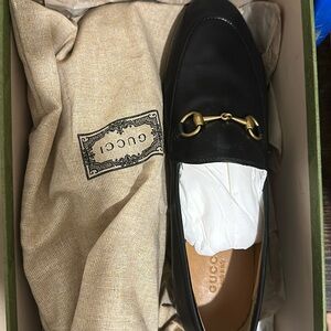 Size 39 Gucci loafers